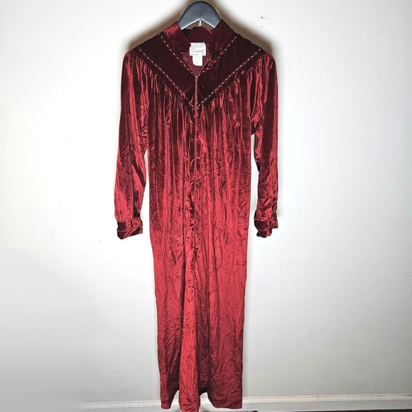 jcpenney Other - Vintage JCPenney Misses Robe Burgundy Velvet Zip Up Loungedress 80s Small 8-10